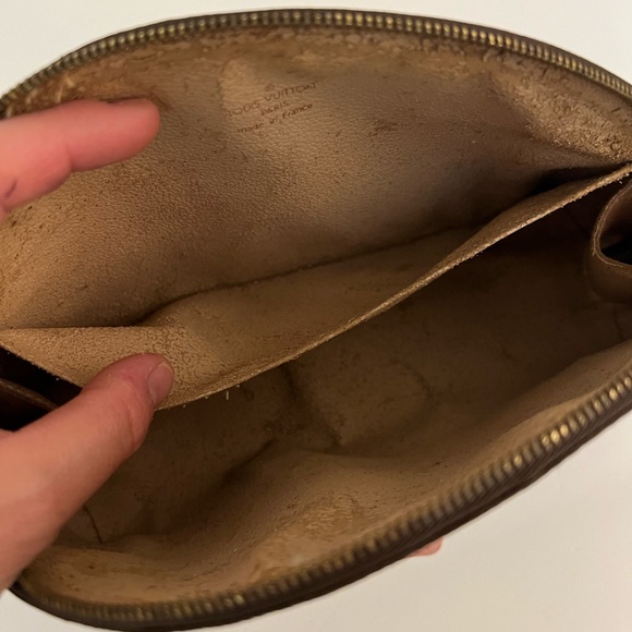 Cosmetic Pouch Gm - Picture 4 of 9